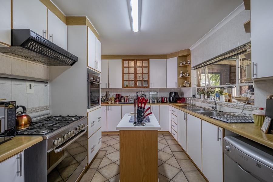 4 Bedroom Property for Sale in Lorraine Eastern Cape